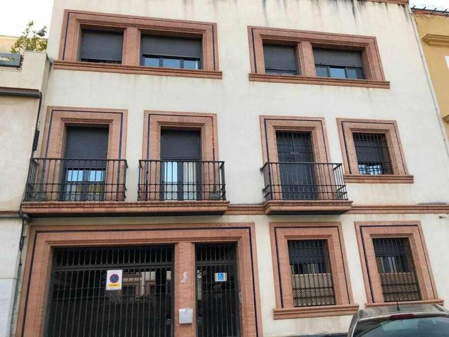 דירות סביליה Atico San Bernardo Terraza Y Parking Incluido מראה חיצוני תמונה